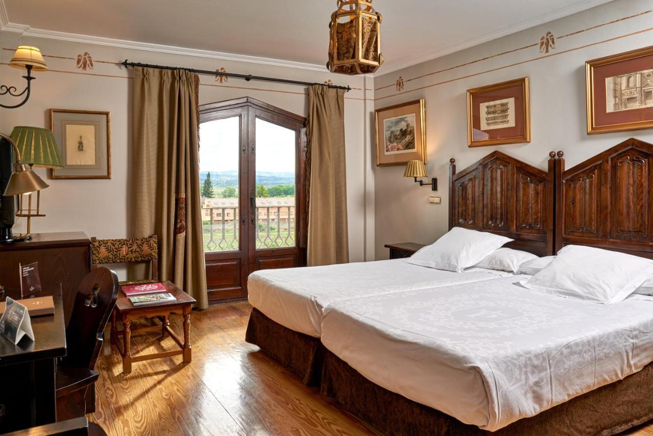Parador De Olite Dış mekan fotoğraf