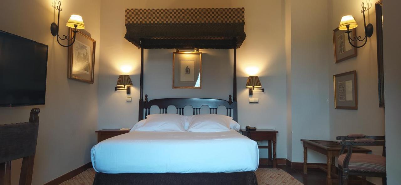 Parador De Olite Dış mekan fotoğraf