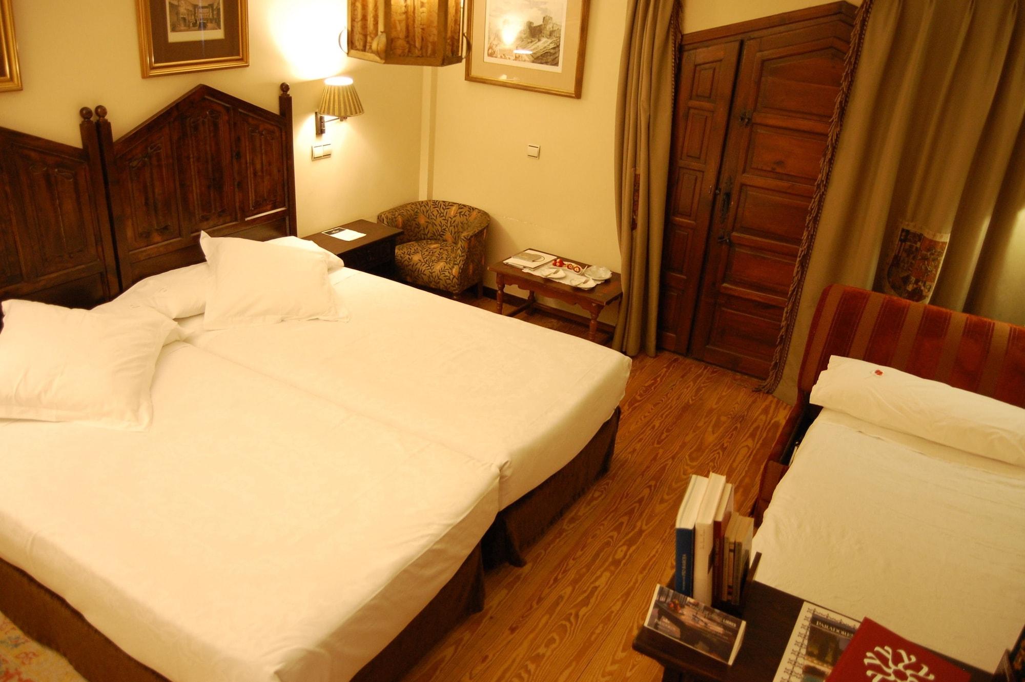 Parador De Olite Dış mekan fotoğraf