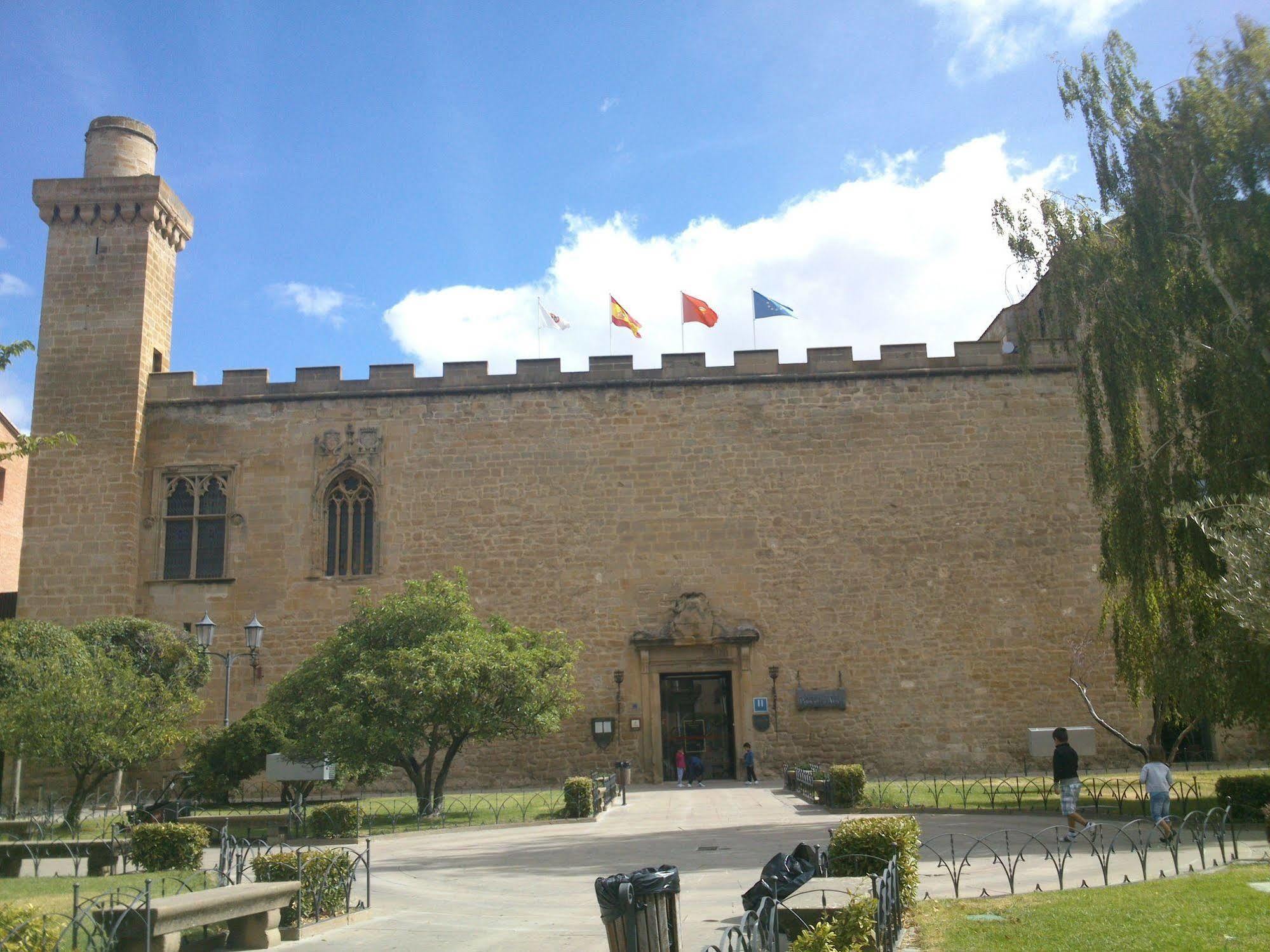 Parador De Olite Dış mekan fotoğraf